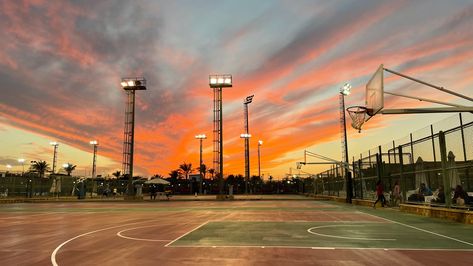 #basketball #aesthetic #sunset #court Basket Wallpaper, Basketball Aesthetic, Aesthetic Sunset, Wallpaper Pc, Basketball Court, Basketball, Quick Saves