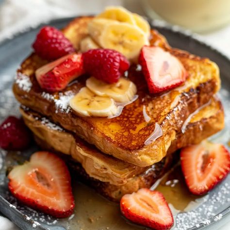 Easy French Toast Recipe - elianarecipes.com Brioche French Toast Recipe, French Brioche, Perfect French Toast, Easy French Toast, Crispy Recipes, Easy French Toast Recipe, Brioche French Toast, French Toast Breakfast, French Toast Easy