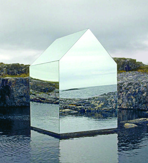 An uninhabitable structure built on Scotland’s Isle of Tyree by the artist Ekkehard Altenburger, this small mirrored house appears to float, nearly camouflaged by the surrounding landscape. “The idea of these houses is to create a literal reflection of the environment around them,” notes Roke. Sustainable Architecture, Renzo Piano, House Of Mirrors, Sou Fujimoto, Mirror House, Modern Architecture House, Design Hotel, Modern Buildings, Landscape Architect