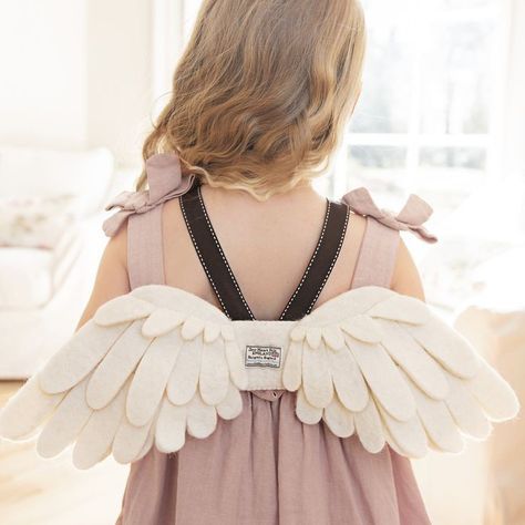 Natty Outfit, Feathery Layers, Sew Heart, Fairy Fancy Dress, Cosplay Sewing, Diy Wings, Felt Angel, Wings Dress, Dress Up Boxes