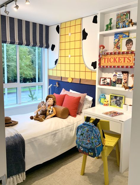 Toys Story Room, Toy Story Toddler Room, Toy Story Room Ideas, Kids Boy Room Ideas, Toy Story Bedroom Ideas, Pixar Bedroom, Disney Bedroom Ideas, Toy Story Bedroom, Disney House Ideas