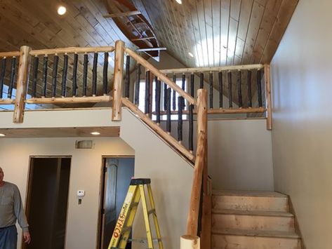 7 Rustic Railing Ideas | Northern Log Cabin Railing, Rustic Railing, Rustic Log Cabin Decor, Cabin Stairs, Cottage Stairs, Railing Designs, Rustic Stairs, Cabin Loft, Cabin Interior Design