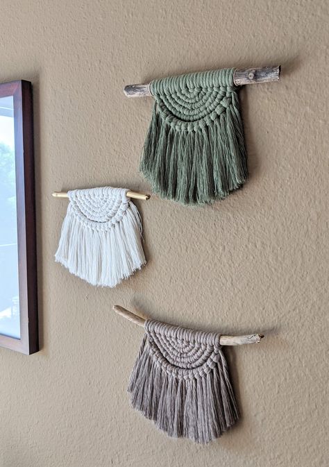 Circle Wall Hanging, Mini Wall Hanging, Mini Macrame Wall Hanging, Driftwood Macrame, Small Macrame Wall Hanging, Macrame Plant Hanger Patterns, Natural Bohemian, Small Macrame, Macrame Wall Hanging Diy