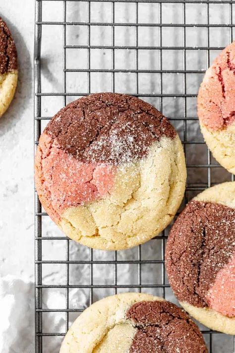 These Neapolitan Cookies are chewy, buttery sugar cookies that are naturally flavored with fruity strawberry, creamy vanilla and rich chocolate! These are soft, sweet and oh-so-fun! #cookies #sugarcookies #strawberry #chocolate #vanilla #neapolitanicecream #neapolitan Neapolitan Cookies Recipe, Neapolitan Cookies, Vanilla Bean Blog, Sarah Kieffer, Neapolitan Cake, Buttery Sugar Cookies, Grandbaby Cakes, Neapolitan Ice Cream, Crazy Cookies