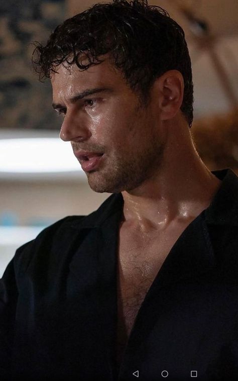 Theo James Shirtless, Thoe James, Billy Coen, The Time Traveler's Wife, Theodore James, Tobias Eaton, Guy Ritchie, James 3, Theo James