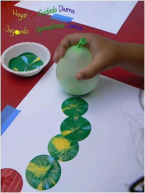 32 Fun and Creative DIY Indoor Activities Your Kids Will Love Oppgaver For Barn, Diy Paintings, Balloon Painting, Painting Activities, The Very Hungry Caterpillar, Amazing Diy, Childrens Crafts, Preschool Art, Elementary Art