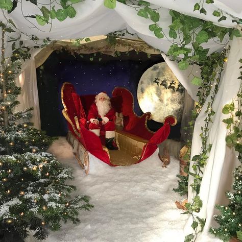 Santa’s Grotto Diy, Santa's Grotto Ideas, Santas Grotto Design Ideas, Primary School Christmas, Diy Santa Grotto, Santa Grotto Ideas School, Santa’s Grotto, Santas Grotto Ideas Decoration, Santa Grotto Ideas