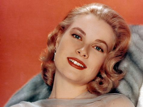 MODERN GLAMOUR MAKEUP #TRENDS #MAKEUP #SPADELIC Grace Kelly Hair, Kelly Hair, Grace Kelly Style, Hollywood Makeup, Princess Grace Kelly, Princess Grace, High Society, Grace Kelly, Classic Beauty