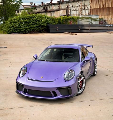 Lilac Porsche, Lavender Porsche, Purple Sports Cars, Car Ride Ideas, Porches Car, Purple Porsche, Porche Car, Purple Cars, Carros Porsche