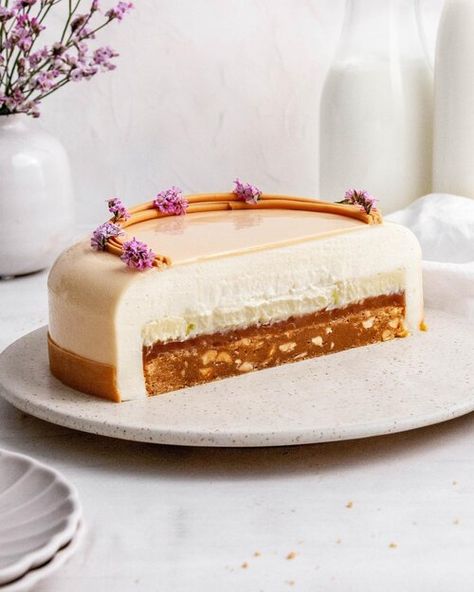 Chocolate and Caramel Mousse Cake — Julie Marie Eats Raspberry Cream Puff, White Chocolate Mousse Cake, Entremet Recipe, Chocolate Mousse Cake Recipe, Chocolate Almond Cake, Caramel Mousse, Mousse Cake Recipe, Mousse Cakes, Raspberry Cream