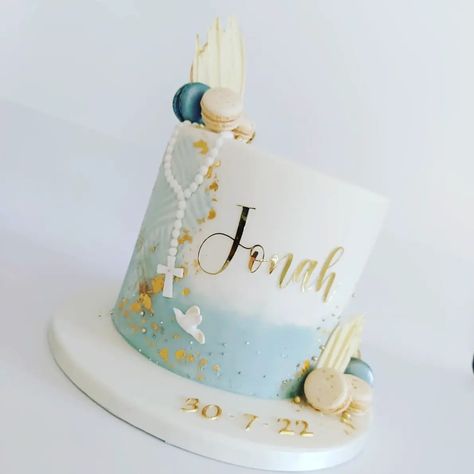 Boy Baptism Cake Ideas, Christening Cake Boy Simple, Cake Baptism Boy, Christening Cake For Boy, Baptismal Cake Boy Simple, Blue Baptism Cake, White Baptism Cake, Baby Dedication Party, Baptism Cake Boy