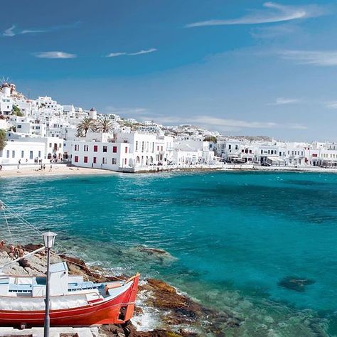 Old port of Mykonos❤️ Photo via @kuoni_france Greek Islands Vacation, Greece Pictures, Mykonos Town, Mykonos Island, Mykonos Greece, Voyage Europe, Greek Island, Greece Travel, Greek Islands