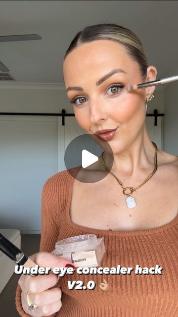 Concealer Hacks Under Eyes, Under Eye Concealer Tricks, Concealer Creasing Under Eyes, How To Brighten Eyes With Makeup, How To Make Concealer, Best Undereye Concealer For Dry Skin, Deep Set Eyes Concealer, It Cosmetics Under Eye Concealer, Bye Bye Undereye Concealer