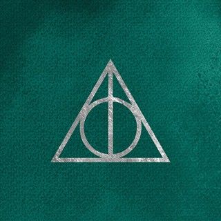 Harry Potter Icons Symbols, Slytherin Symbol, Harry Potter App, Harry Potter Signs, Hogwarts Visuals, Hogwarts Shirt, Harry Potter Symbols, Ipad Inspo, Harry Potter Iphone