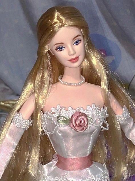 Coquette Barbie Doll, Barbie Dolls Aesthetic, Barbie Doll Aesthetic, Barbie Coquette, Doll Aesthetic, Beautiful Barbie Dolls, Barbie Princess, Barbie Collector, Barbie Movies