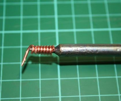 Soldering Tutorial, Soldering Projects, Soldering Techniques, Soldering Tools, Soldering Jewelry, Diy Simple, Stained Glass Projects, Soldering Iron, Copper Foil