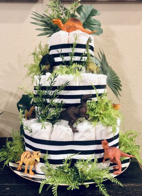 Dinosaur Baby Shower Boy, Dinosaur Boy Baby Shower Ideas, Gender Reveal Dinosaur Theme, Boy Baby Shower Ideas Dinosaur, Boho Dinosaur Baby Shower Ideas, Dinosaur Gender Reveal Ideas, Dino Themed Baby Shower Ideas, Baby Boy Dinosaur Shower Ideas, Jurassic Park Baby Shower Ideas