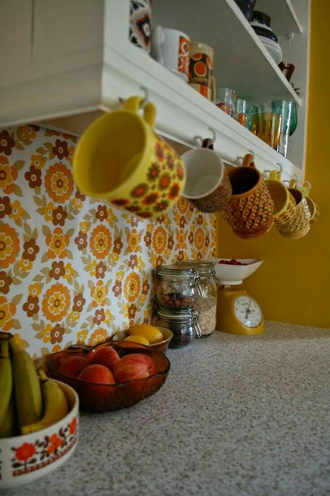 70s Kitchen, 70s House, 70s Interior, 1970s Decor, Decor Eclectic, 70s Home, 70s Home Decor, 70s Decor, Decor Ikea