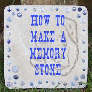 Entirely Emily: Memory Stone for my Pet Diy Pet Memorial Ideas, Pet Grave Marker Diy, Memorial Stones Diy, Dog Grave Ideas, Diy Headstone, Memory Stones, Pet Memorial Diy, Pet Gravestone, Memorial Crafts