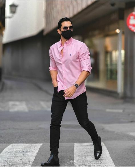 casual outfits for men Light Pink Shirt Outfit, Casual Shirts Outfit, Pink Shirt Outfit, Pink Shirt Men, Black Outfit Men, Mens Smart Casual Outfits, Shirt Outfit Men, Formal Men Outfit, Men Fashion Casual Shirts