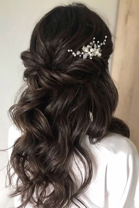 30 Timeless Bridal Hairstyles ❤ timeless bridal hairstyles half up half down on black curly hair julia_alesionok #weddingforward #wedding #bride #timelessbridalhairstyles #weddinghair Short Bridal Hair, Bridal Hair Half Up, Best Wedding Hairstyles, Bridal Hairstyle, Wedding Hair Inspiration, Black Curly Hair, Wedding Hair Down, Wedding Forward, Wedding Hairstyles For Long Hair