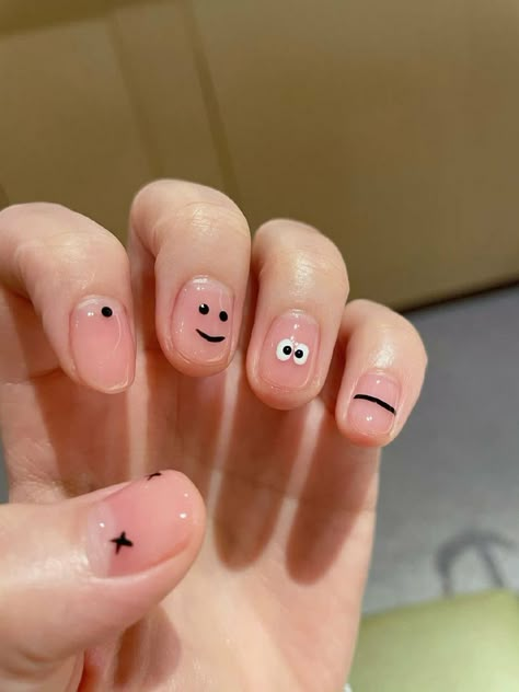 Kutek Disney, Minimal Nails Art, Mens Nails, Beauty Hacks Nails, Hello Nails, Cute Simple Nails, Subtle Nails, Simple Gel Nails, Minimal Nails