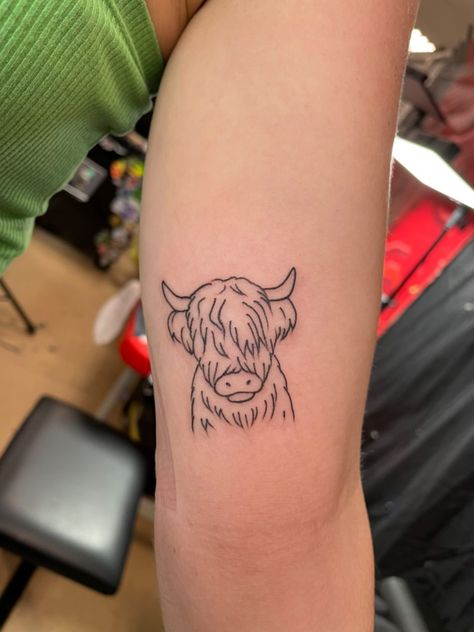 Highland Cow Outline, Air Tattoos, Element Tattoos, Tattoos Fairy, Cow Outline, Siren Tattoos, Tattoos Mermaid, Farm Tattoo, Tattoos Abstract