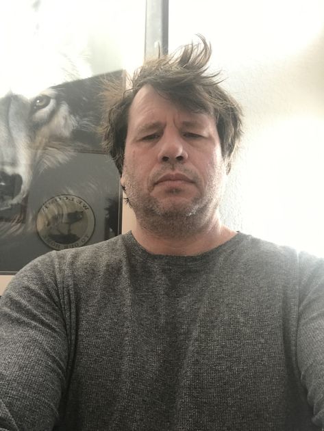 50-year-old man looking for a place to exist looking for love and a place to live Man 40 Years Old, Old Man Selfie, 20 Year Old Man, 40 Year Old Man, Old White Man, 35 Year Old Man, Epic Fail Photos, Old Man Pictures, Man Pictures