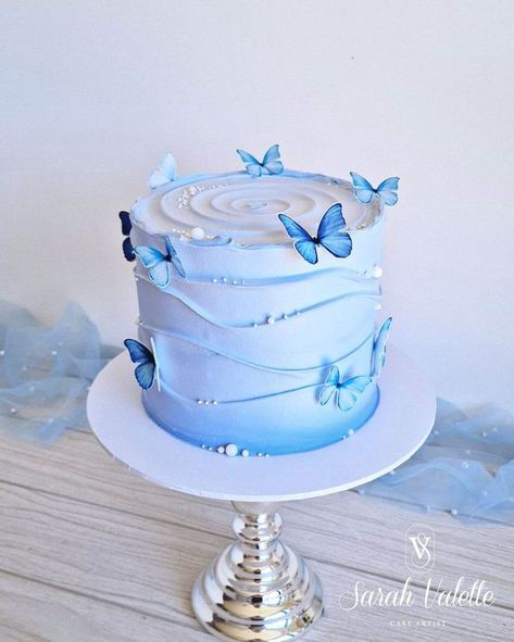 Something Blue: Stunning Blue Cake Ideas for Weddings & Celebrations Cake With Edible Butterflies, Cake Decorating Styles, Blue Birthday Cake Aesthetic, Cute Aesthetic Birthday Cake, Butterfly Cakes Ideas, Cake Designs Aesthetic, Cakes With Butterflies, Blue Cake Designs Birthday, 3 Ingredient Dog Cake