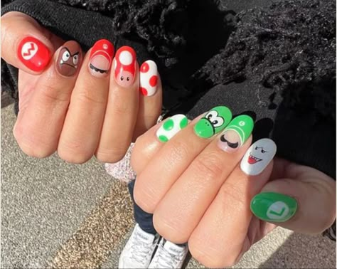 Simpson Nails Acrylic, Mario Nail Art Designs, Yoshi Nails Art, Princess Peach Nail Design, Sea Life Nail Art, Mario Inspired Nails, Yoshi Nail Art, Super Mario Nails Art, Mario Acrylic Nails