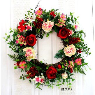 Red Flower Wreath, February Wreath, Spring Floral Decor, Couronne Diy, Pinecone Flowers, Peace Flower, Saint Valentin Diy, Foam Wreath, Diy Valentines Day Wreath