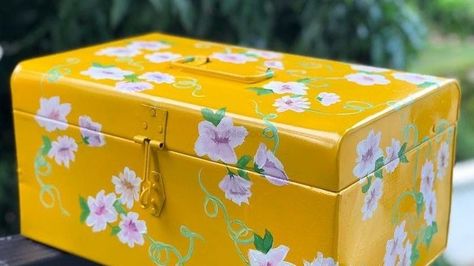 Wedding Ideas from WedMeGood Gallery Painted Trunks Ideas, Metal Trunk Painting Ideas Diy, Metal Box Painting Ideas, Trunk Painting Ideas Diy, Metal Trunk Painting Ideas, Trunk Painting Ideas, Money Wrapping Ideas Cash Gifts, Metal Trunk Makeover, Money Wrapping Ideas