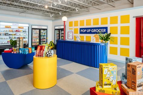 After stops in Brooklyn and Chicago, the roving experiential supermarket Pop-Up Grocer has landed in its next destination: Miami’s Wynwood Arts District. Open Restaurant, Neri Hu, Supermarket Design, Public Artwork, Experiential Marketing, Event Signage, Chinese Architecture, Article Design, Arts District