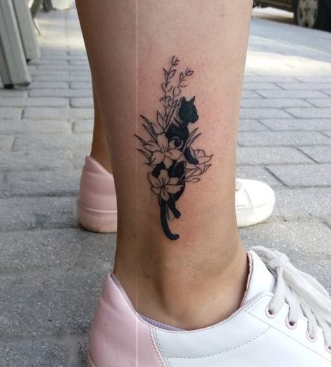 Cat Tattoos For Women, Tattoos For Women Cat, Cat Silhouette Tattoos, Cute Cat Tattoo, Ankle Tattoos For Women, Black Cat Tattoos, Silhouette Tattoos, Cat Tattoos, Cat Tattoo Designs