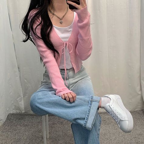 Football Anime, Soft Girl Outfit, Girly Style Outfits, Korean Outfit Street Styles, Outfits Korean, Kawaii Fashion Outfits, Mode Ootd, Looks Chic, 여자 패션