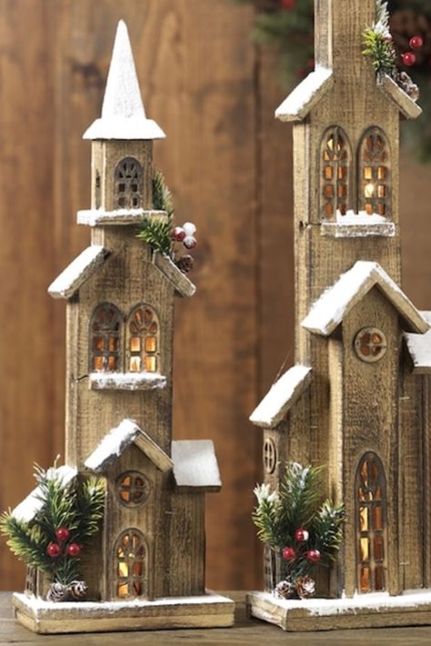 Church Christmas Decorations, Wooden Church, Putz House, Wooden Christmas Crafts, Christmas Wood Crafts, Holiday Crafts Christmas, Indoor Christmas Decorations, House Decorating, Christmas Villages