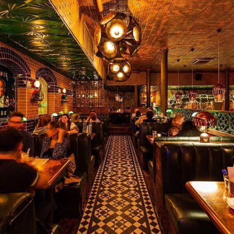 Jazz Restaurant, Harlem Restaurants, New Orleans Bars, American Bbq, Soul Food Restaurant, Pub Interior, Night Bar, Jazz Bar, Bar Interior Design