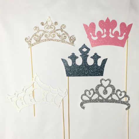 A personal favorite from my Etsy shop https://www.etsy.com/listing/249078345/5pc-glitter-crowns-photobooth-prop-set 30th Celebration, Winter Gathering, Curious George Party, Photobooth Props, Glitter Crown, Photos Booth, Paper Works, Diy Photo Booth, Wedding Photo Booth