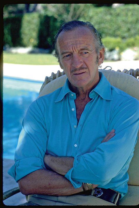 Best Actor Oscar, David Niven, 1 March, Classic Hollywood Glamour, Simple Summer Style, Errol Flynn, Actors Male, Old Hollywood Glamour, British Actors