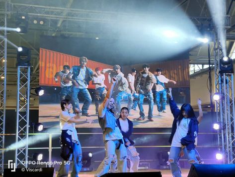 paradoxxx invasion enhypen, dance crew, dance competition Dance Clubs, Dance Contest, Dance Crew, My Future Self, Kpop Dance, Dance Club, Future Self, Dance Teams, Dance Competition