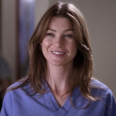 Meredith Grey Hair, Greys Aesthetic, Meredith Grey's Anatomy, Goals 2024, Greys Anatomy Couples, Grey's Anatomy Doctors, Grey Makeup, Greys Anatomy Characters, Ellen Pompeo