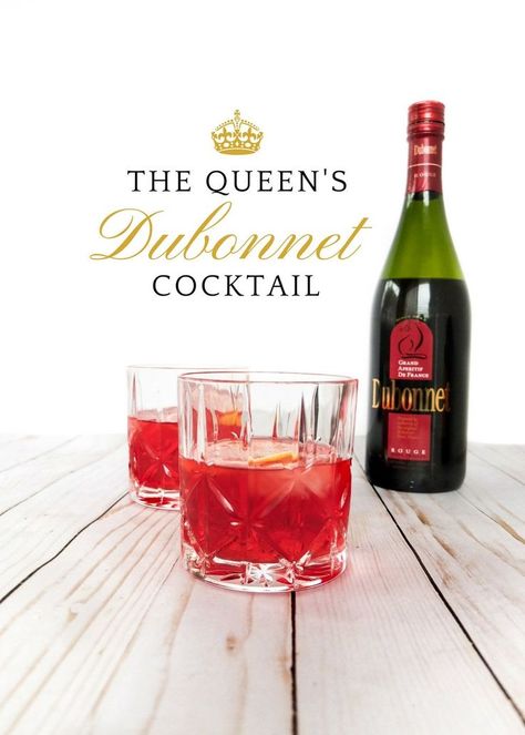 A cocktail perfect for The Crown viewing party. It is said that The Queen of England's favorite cocktail is a Dubonnet and Gin. It's an easy gin three ingredient cocktail of dubonnet, gin, and a lemon wedge. A delicious pre-dinner aperitif or just for sipping. Queen Elizabeth II's Dubonnet and Gin. www.elletalk.com // #TheCrown #Cocktail #CocktailRecipe #WatchParty #QueenElizabeth #QueenofEngland #HRM Easy Gin Cocktails, Gimlet Recipe, The Queen Of England, Gin Lemon, Best Gin, Gin Cocktail Recipes, Easy Drink Recipes, Rum Cocktail, Summer Wines