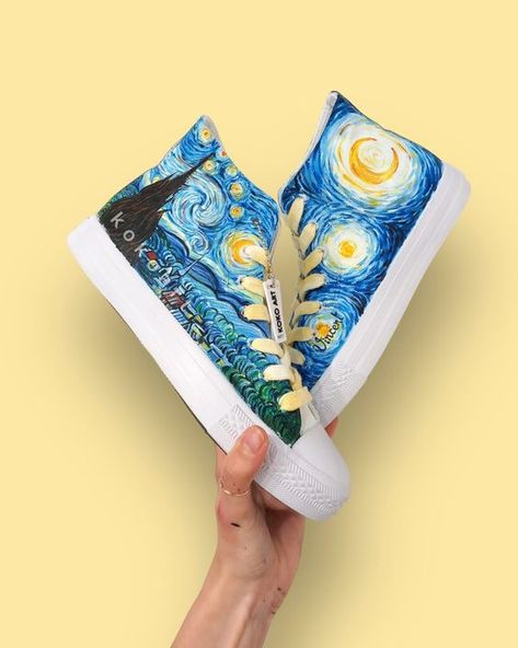 Starry Night Shoes, Painting On Shoes Ideas, Painting Shoes Idea, Canvas Shoes Painting, Paint On Shoes, Painting On Shoes, Sneaker Painting, Shoe Art Designs, Shoe Painting Ideas