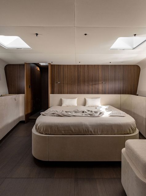 Sailing Yacht Interior, Comfy Corner Sofa, Michael Schmidt, Boat Interior Design, Yacht Interior Design, Yacht Interior, Boat Interior, Norm Architects, Built In Furniture