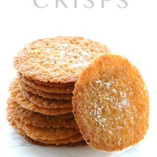 Low carb Grain-Free Coconut Almond Crisps Coconut Flour Cakes, Coconut Recipes Dessert, Baking Treats, Keto Eating, Cookie Cookbook, Keto Baking, Coconut Flour Recipes, Coconut Desserts, Keto Sweets