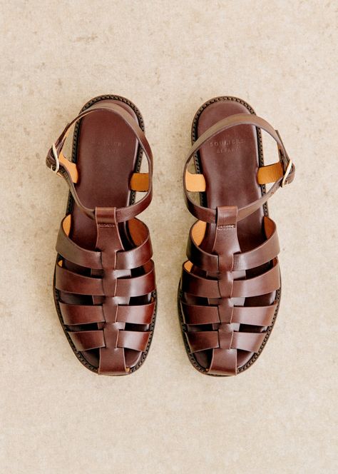 Constance Low Sandals - Brown - Bovine leather - Sézane Low Sandals, Branded Outfits, Denim Sweatshirt, African Clothing For Men, Fisherman Sandals, Sandals Brown, Brown Sandals, Bag Dress, Small Leather Goods