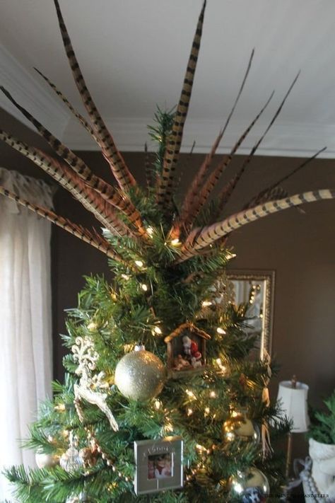 10 unexpected, out of the box Christmas tree decor ideas using items you have around the house — Hausmatter Pheasant Feather Decor, Christmas Tree Feathers, Antler Christmas Tree, Peacock Christmas Tree, Box Christmas Tree, Victorian Christmas Decorations, Floral Christmas Tree, Christmas Tree Decor Ideas, Tree Decor Ideas