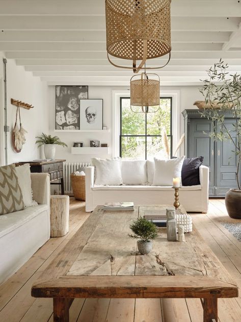 Room Design Vintage, Classic Home Decor Ideas, Rustic Living Room Colors, Georgian Living Room, West Wittering, Living Room Transformation, Beach Living Room, Modern Rustic Living Room, Living Room Renovation