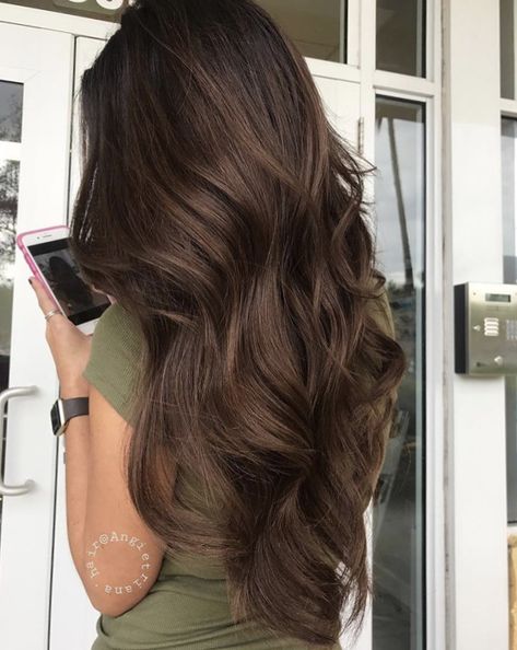 Long Dark Brown Hair, Layers Haircut, Brown Hair Shades, Wig Collection, Brown Hair Looks, Brown Hair Inspo, Brown Hair Balayage, Hair Stylies, Winter Hair