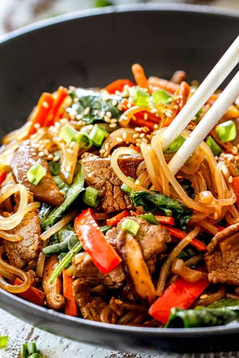 Korean Spicy Noodles, Spicy Noodles Recipe, Veggies And Noodles, Korean Stir Fry, Korean Sweet Potato, Steak And Rice, Beef Stir Fry Recipes, Korean Noodles, Potato Noodles